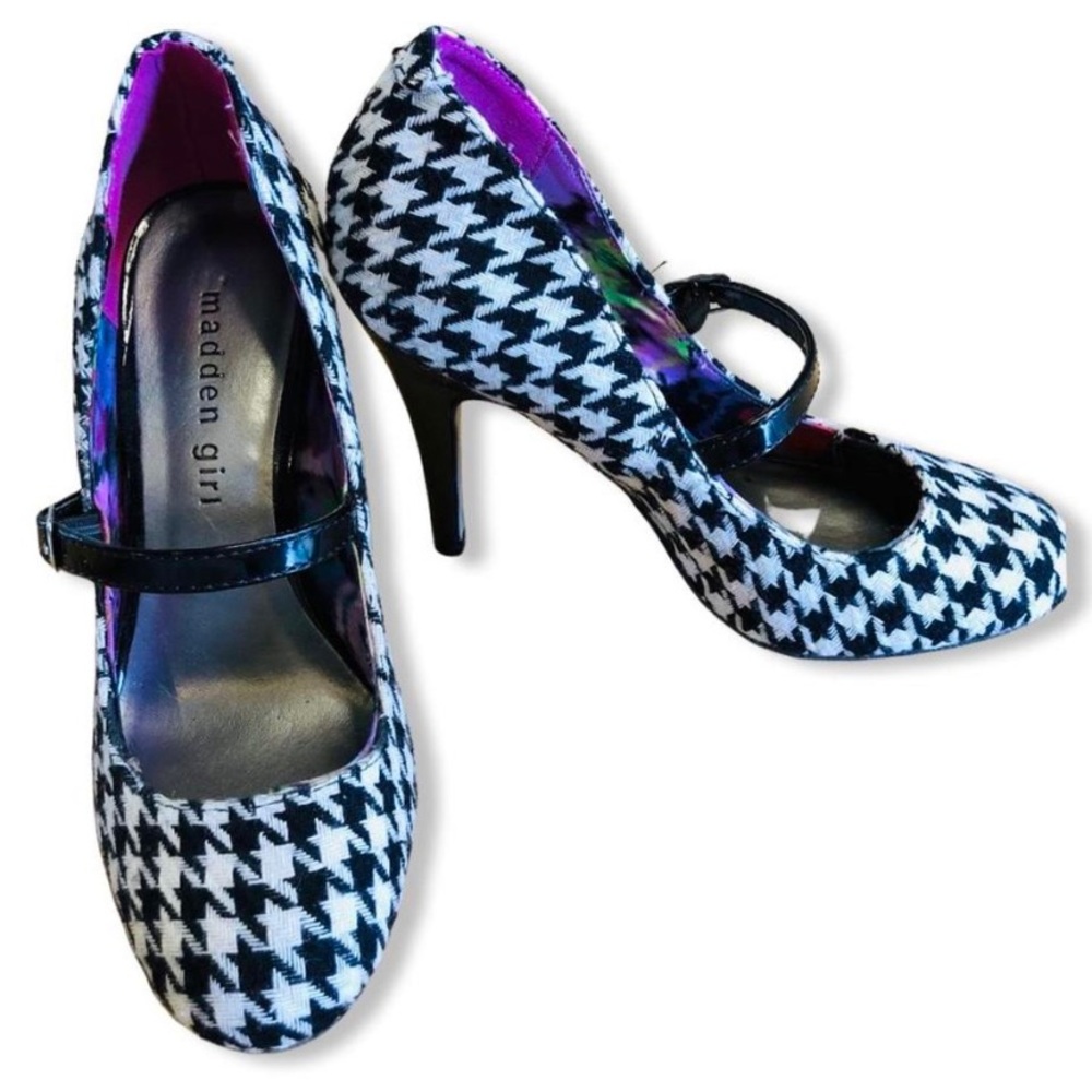 Madden Girl hounds tooth print pumps